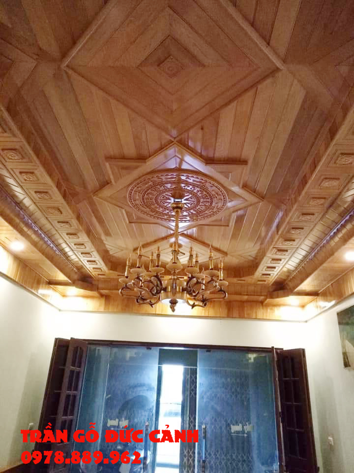 trần gỗ xoan cho nhà ống