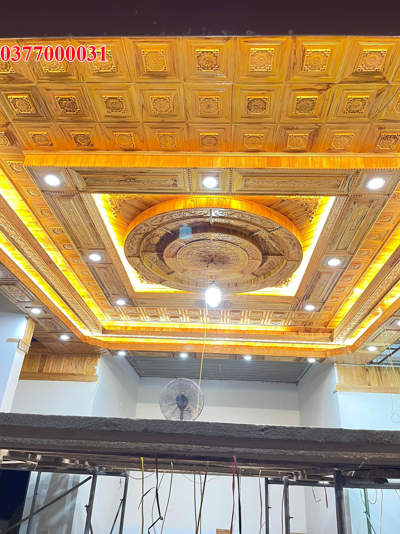 trần gỗ tự nhiên có bị mối mọt không? 