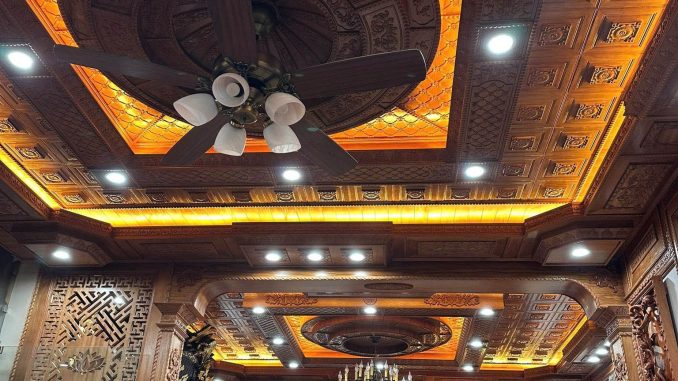 trần gỗ gõ đỏ thi công tại Ninh Bình