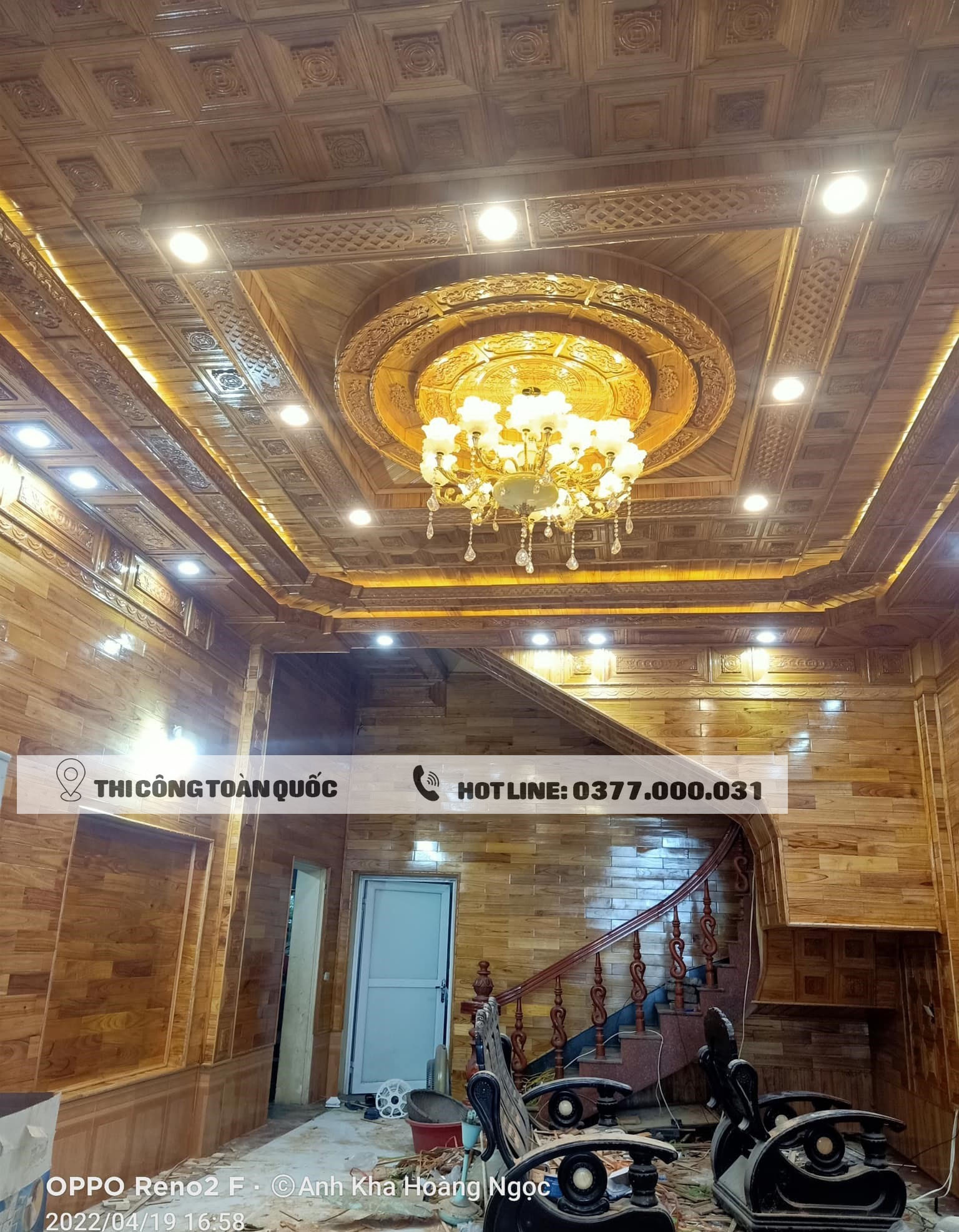 Thi công trần gỗ xoan tại Hải Dương