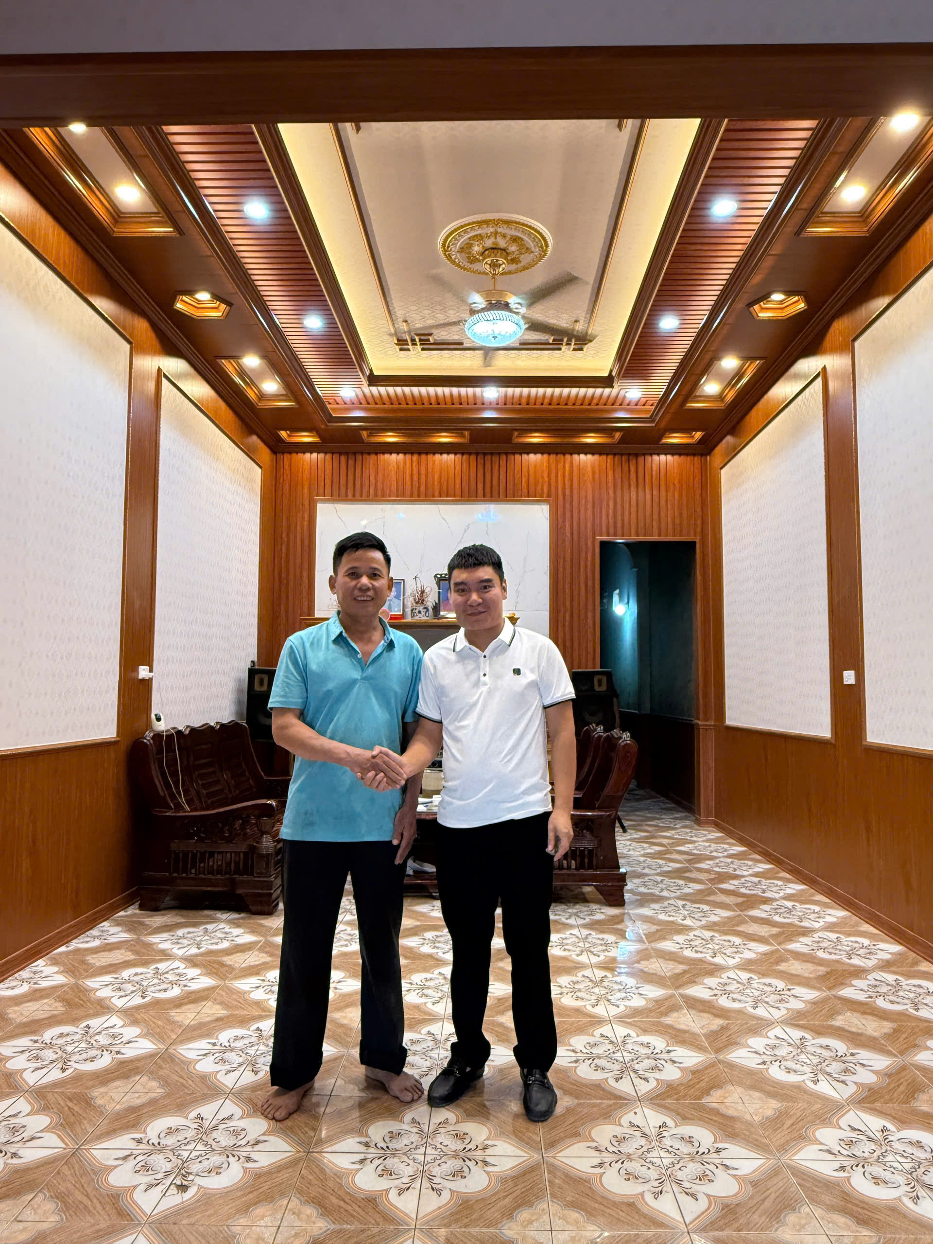Thi công trần nhựa nano nhà anh Thành - Nam Định