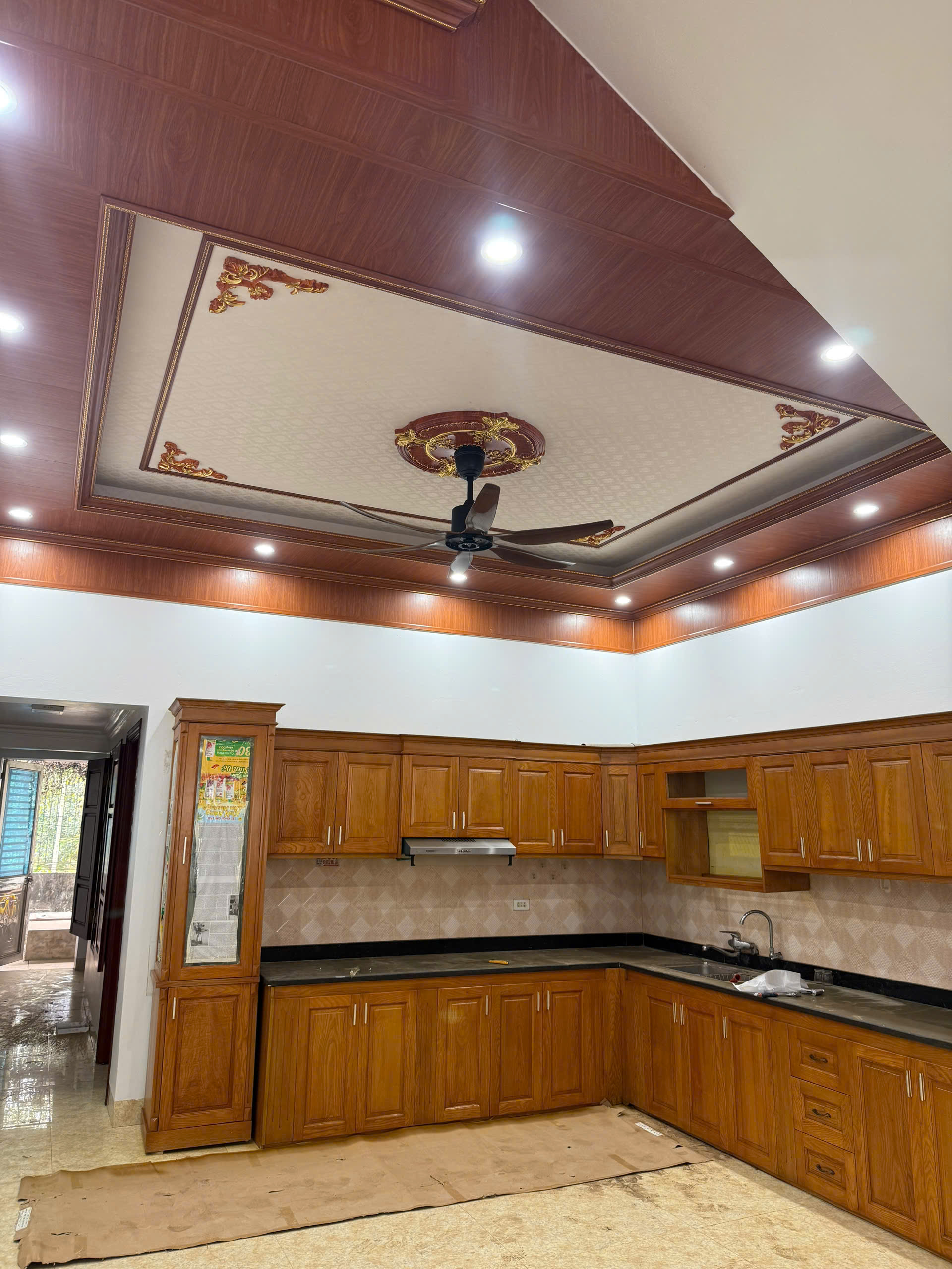 Phòng bếp công trình trần nhựa nano nhà anh Liệu - Bắc Giang 