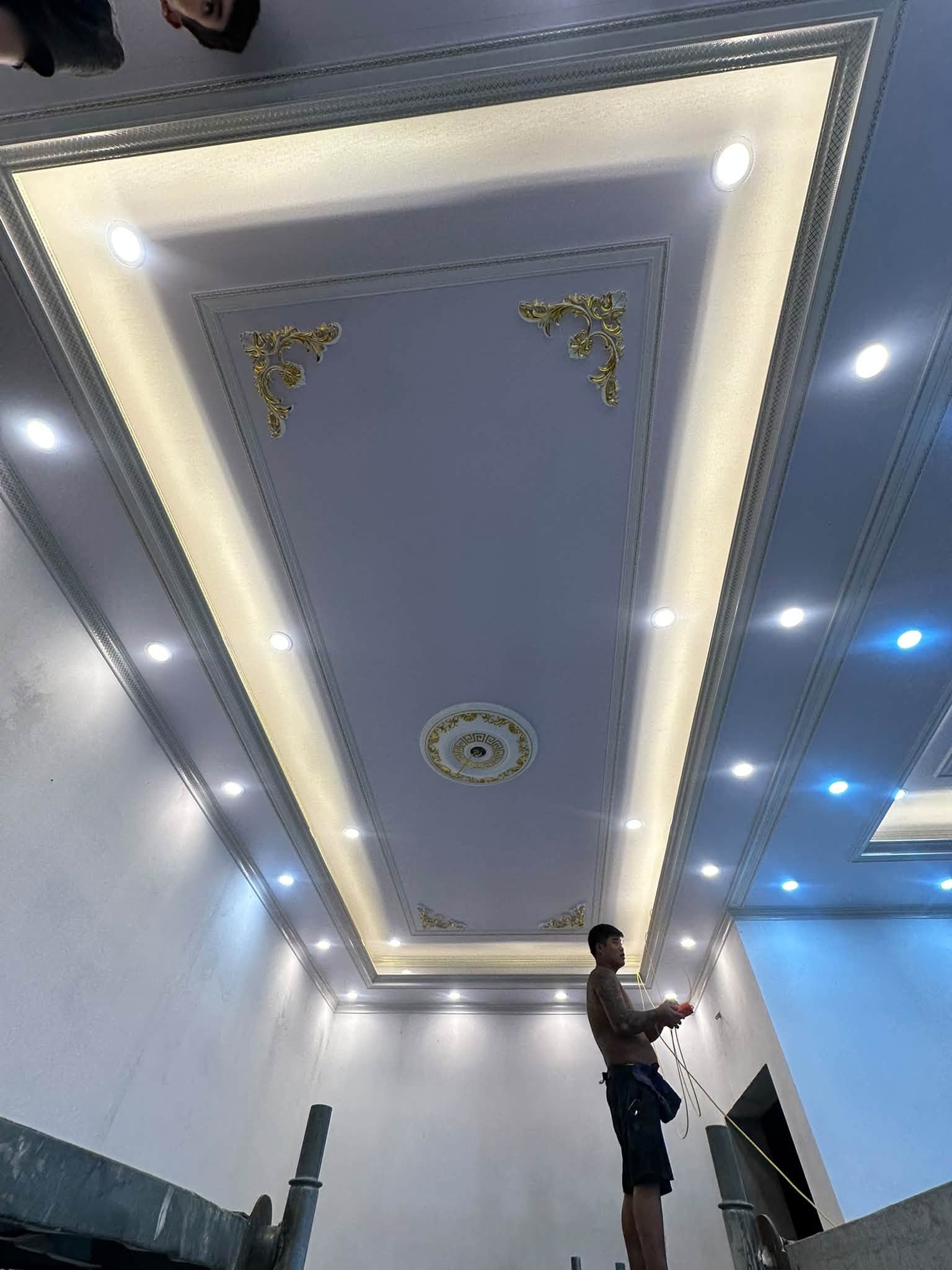 Trần nhựa nano màu trắng đẹp tại Hậu Lộc Thanh Hóa
